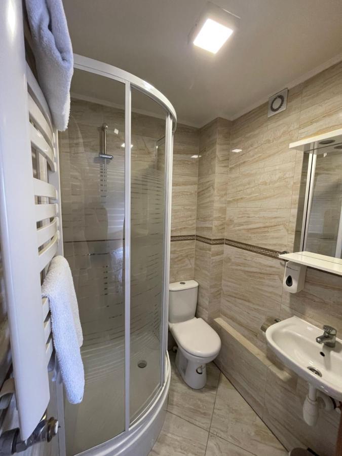 راشين Hotelik Gold المظهر الخارجي الصورة